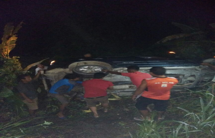 Akibat Mengantuk, Terios Terbalik di Arso Swakarsa